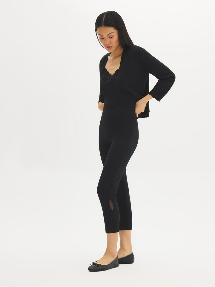 Cotton-Blend Crochet Capri Leggings