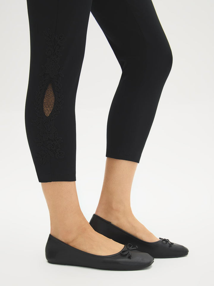 Cotton-Blend Crochet Capri Leggings